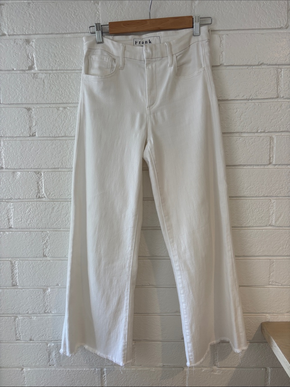 Frank & Eileen GALWAY 26"
Wide-Leg Jean